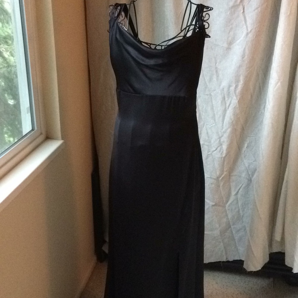 SALE!  🤗Laundry long dress